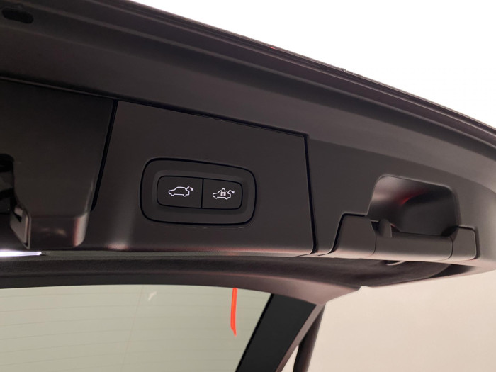 Volvo V90 T8 AWD Plug-in BRIGHT ULTRA