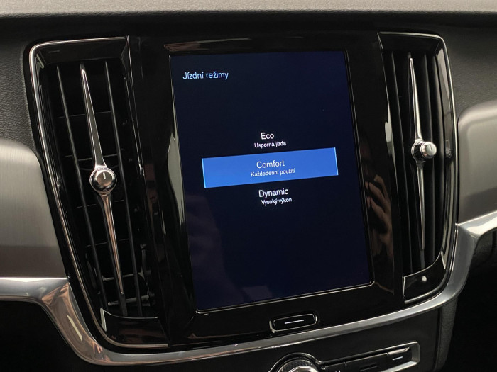 Volvo V90 D4 AWD MOMENTUM AUT 2.0 d Momentum