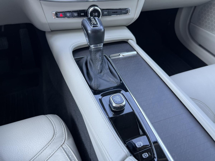 Volvo V90 CROSS COUNTRY D4 AWD Aut 2.0 d