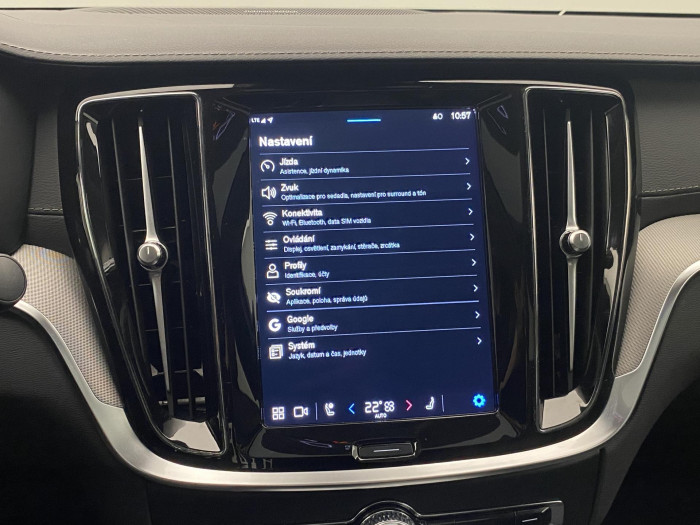 Volvo S60 B5 AWD ULTIMATE DARK AUT CZ