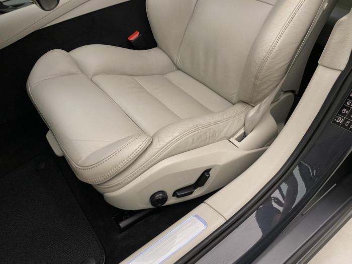 Volvo V90 CC D5 AWD MOMENTUM AUT CZ 2.0 d CC CC Momentum