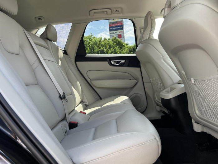 Volvo XC60 B5 AWD INSCRIPTION Aut 1.maj.