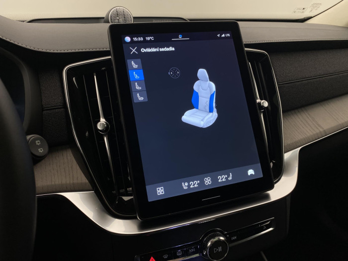 Volvo XC90 T8 AWD RECHARGE DARK ULTRA 7m