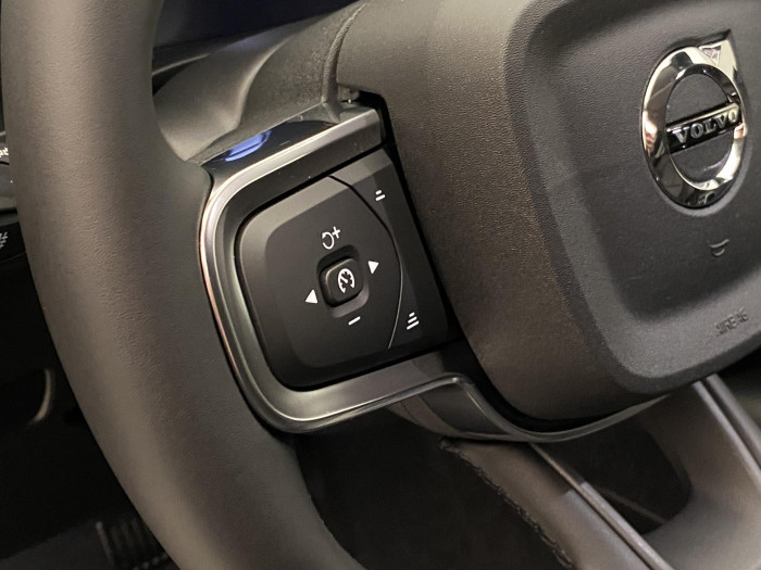 Volvo XC40 B4 AUT DARK PLUS