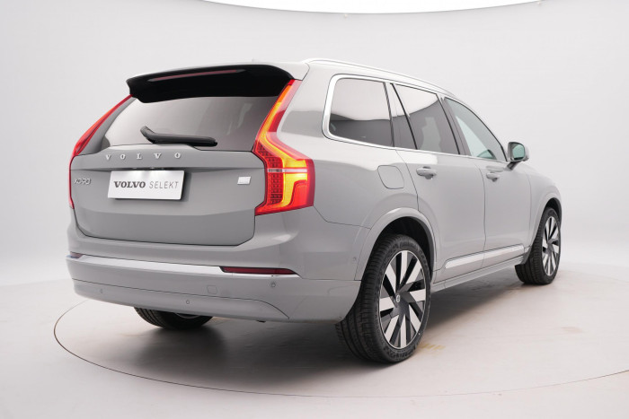 Volvo XC90 T8 AWD RECHARGE PLUS DARK 7M