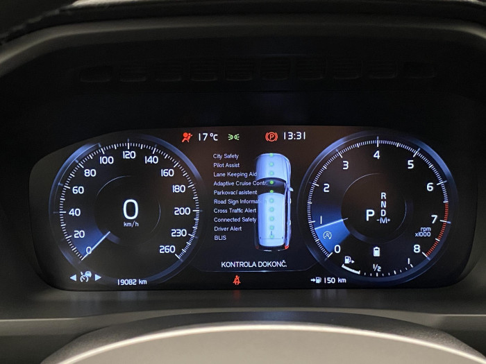 Volvo XC90 B6 AWD INSCRIPTION REZERVACE