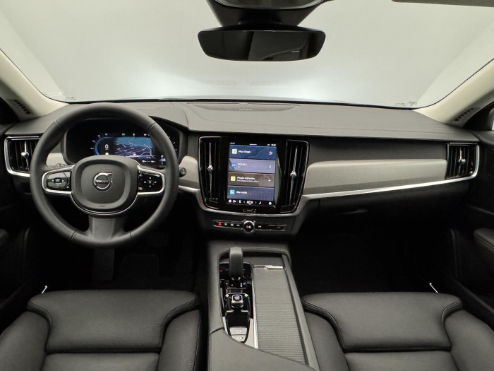 Volvo V90 CC B4 AWD PLUS CZ 1.maj