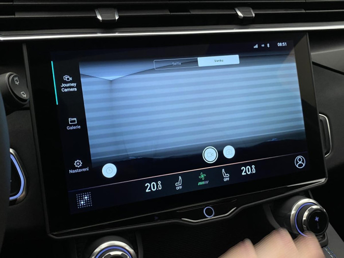 Lynk & Co 01 PHEV DCT AUT 1.maj. REZERVACE