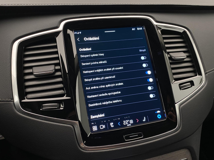 Volvo XC90 B6 AWD BRIGHT PLUS REZERVACE