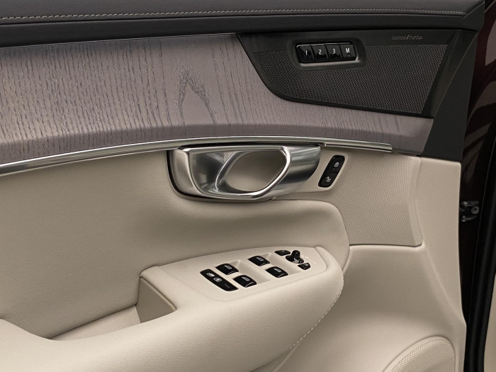 Volvo XC90 B5 AWD AUT BRIGHT PLUS 7míst