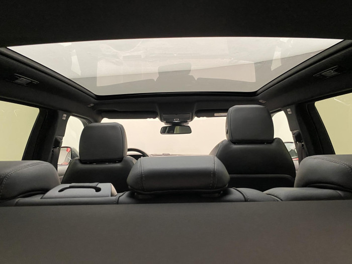 Land Rover Range Rover Evoque 2.0 TD4 DYNAMIC REZERVACE 2.0 TD Dynamic