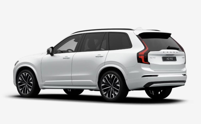 Volvo XC90 B5 AWD AUT DARK ULTRA 7-míst