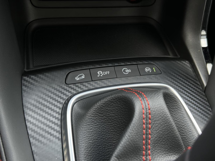 MG ZS ELEGANCE - ZIMNÍ PNEU ZDARMA* 1.0 Elegance