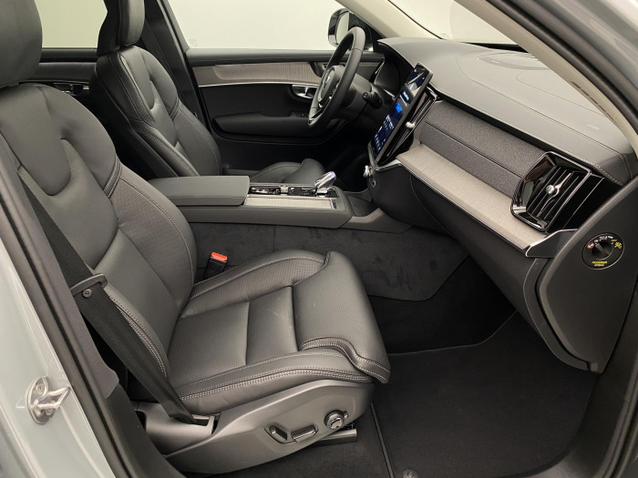 Volvo XC90 T8 AWD RECHARGE DARK PLUS 7m
