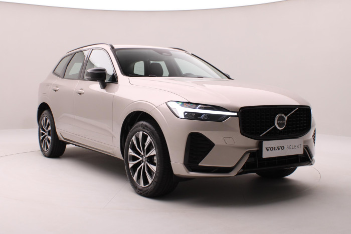 Volvo XC60 B4 AWD DARK PLUS AUT CZ