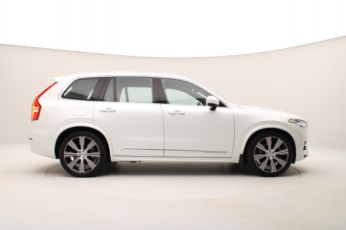 Volvo XC90 T8 AWD RECHARGE REZERVACE