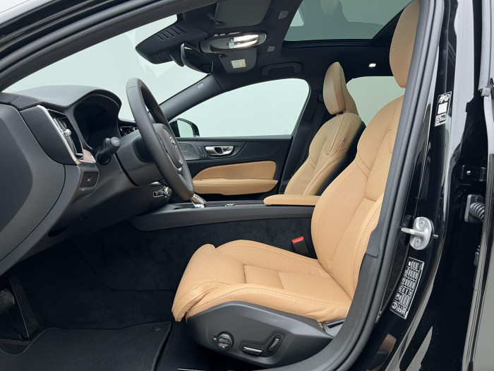 Volvo V60 B4 DARK ULTRA AUT