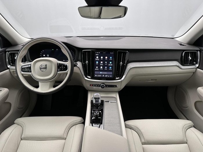 Volvo V60 B4 AUT BRIGHT PLUS