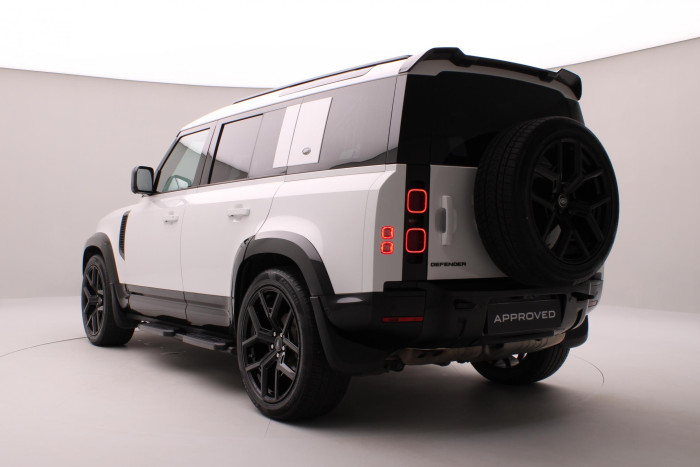 Land Rover Defender 110 D250 SE AWD AUT REZERVACE 3.0 d SE