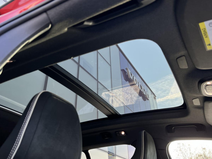 Volvo XC40 T5 R-DESIGN RECHARGE Aut 1.maj