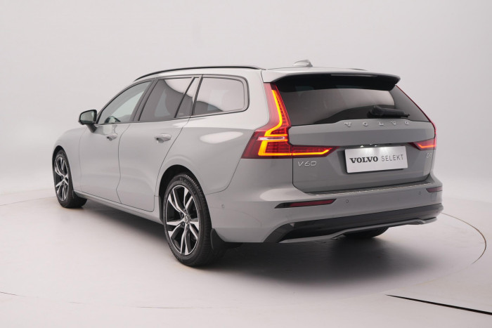 Volvo V60 B4 PLUS DARK AUT 1.maj.