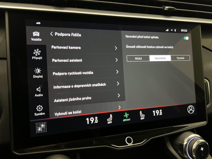 Lynk & Co 01 PHEV DCT AUT