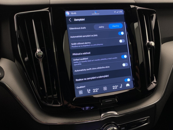 Volvo XC60 T6 AWD PLUG-IN DARK PLUS AUT