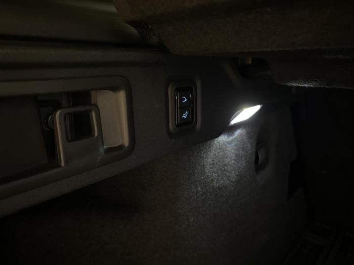 Jaguar F-Pace REZERVACE