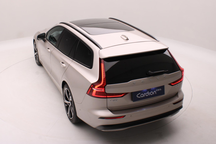 Volvo V60 B4 AUT DARK PLUS