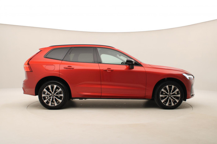 Volvo XC60 B4 AWD PLUS DARK AUT CZ 1.maj