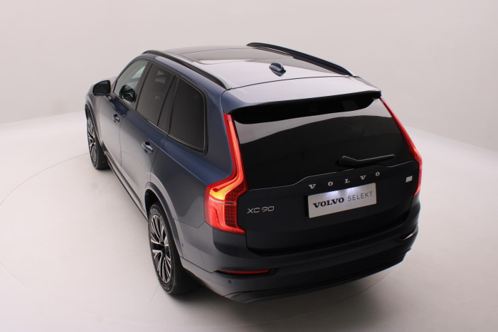 Volvo XC90 T8 AWD RECHARGE PLUS DARK AUT