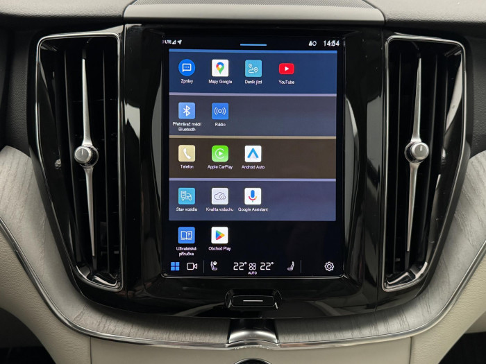 Volvo XC60 T6 AWD RECHARGE PLUS BRIGHT CZ
