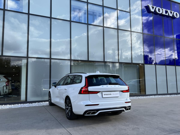 Volvo V60 B4 R-DESIGN Aut 1.maj.