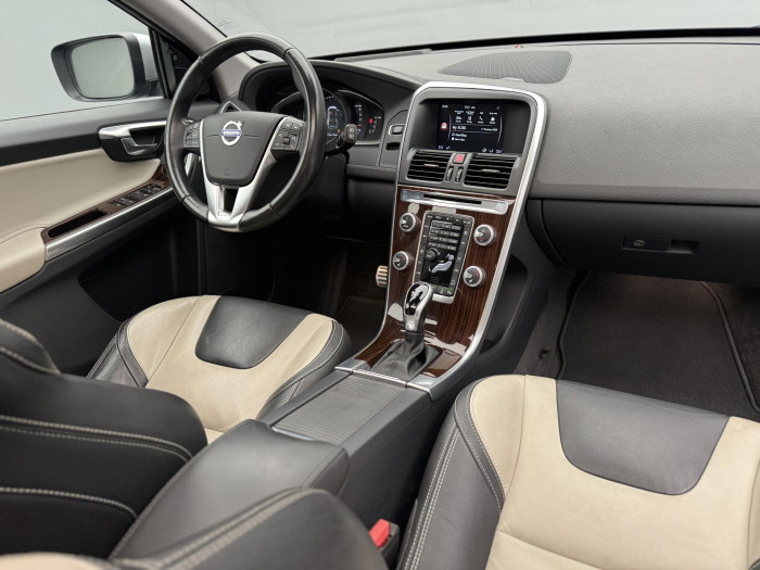 Volvo XC60 D4 AWD MOMENTUM AUT 2.4 d Momentum
