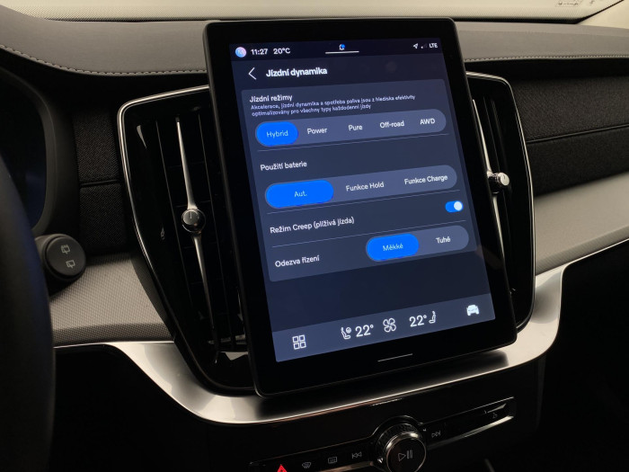 Volvo XC90 T8 AWD RECHARGE CORE AUT CZ 7m