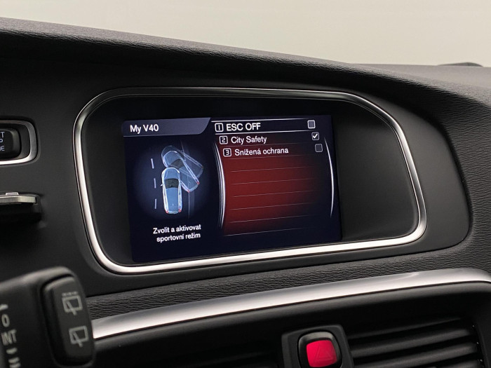 Volvo V40 D2 MOMENTUM AUT 2.0 d Momentum