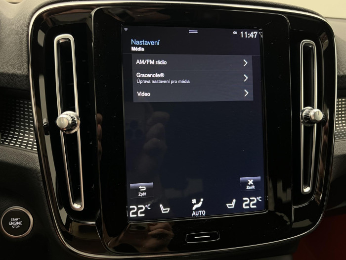 Volvo XC40 T4 AWD R-DESIGN AUT CZ