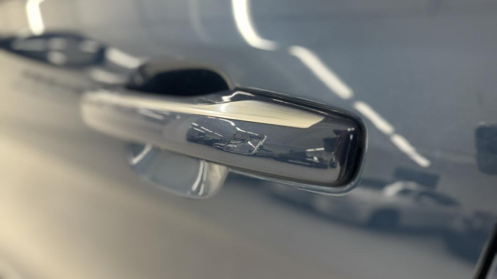 Lynk & Co 01 PHEV DCT AUT 1.maj. REZERVACE