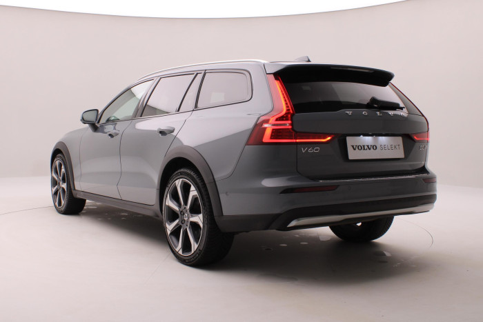 Volvo V60 CC B5 AWD BRIGHT REZERVACE 2.0 CC CC