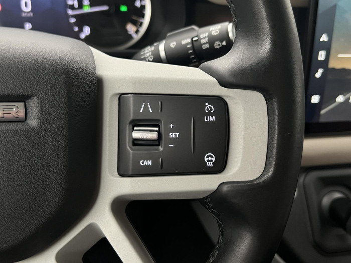 Land Rover Defender D250 SE AWD AUT CZ 3.0 d SE