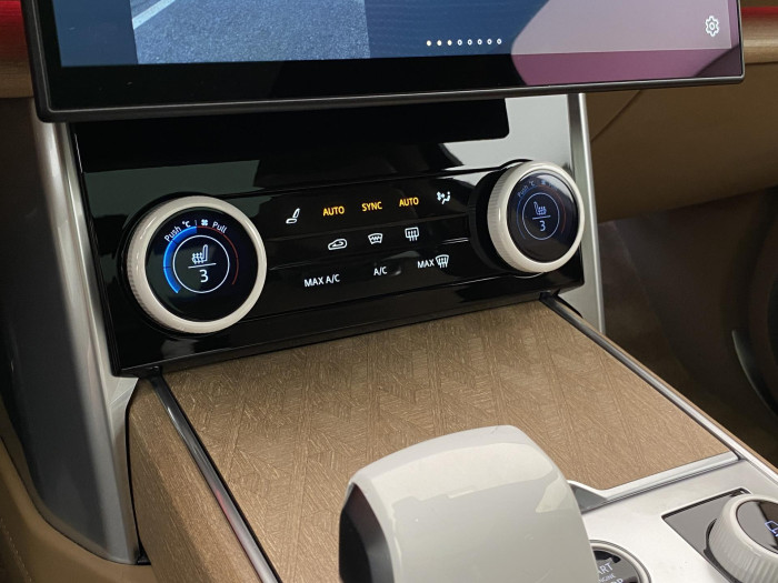 Land Rover Range Rover SV P530 SWB AWD AUT CZ