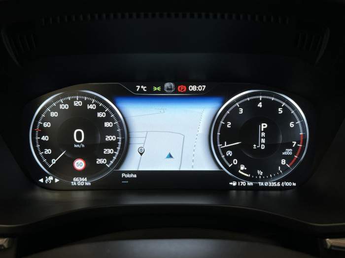 Volvo XC60 T4 R-DESIGN AUT