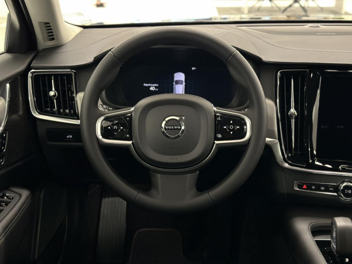 Volvo V90 CROSS COUNTRY B4 AWD REZERVACE