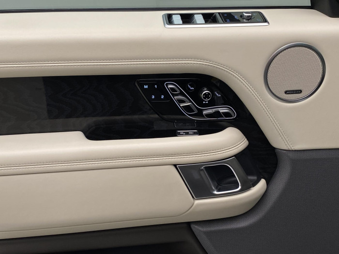 Land Rover Range Rover P525 AUTOBIOGRAPHY REZERVACE