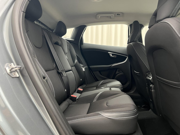 Volvo V40 D2 BLACK EDITION 2.0 d Edition