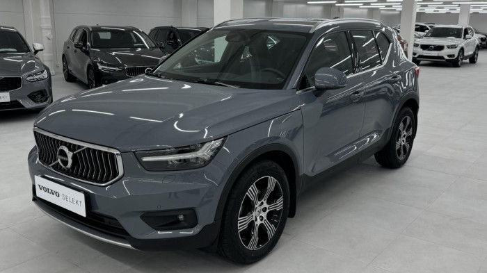 Volvo XC40 D3 INSCRIPTION REZERVACE 2.0 d