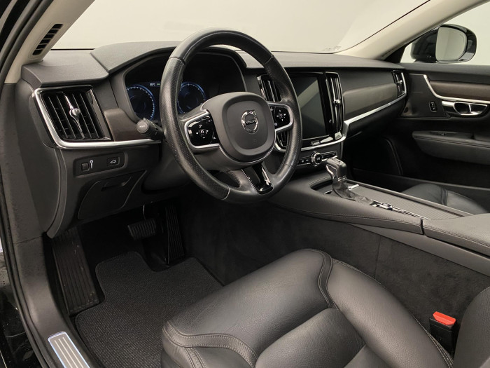 Volvo V90 D4 AWD MOMENTUM AUT 2.0 d Momentum