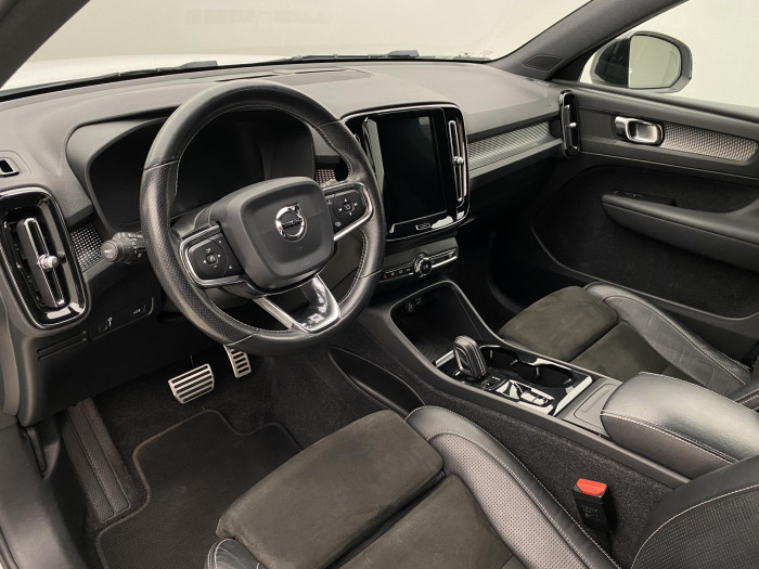 Volvo XC40 D4 AWD R-DESIGN AUT 2.0 d
