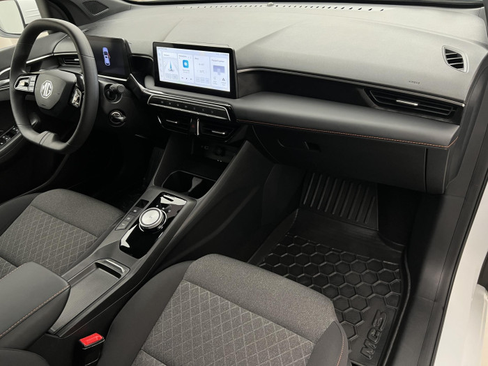 MG MG3 ESSENTIAL Hybrid+ AUT CZ