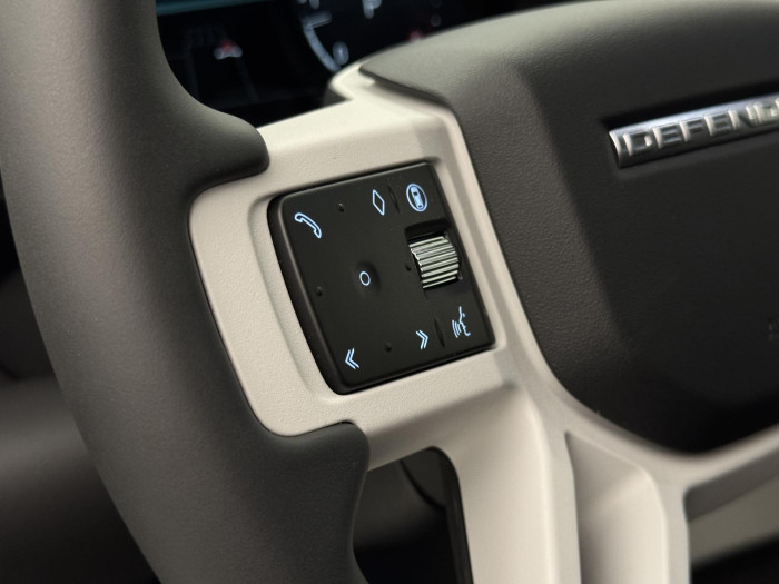 Land Rover Defender 110 D200 S AWD AUT 3.0 d